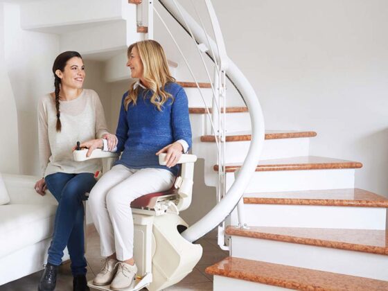 Freecurve stairlift - Family